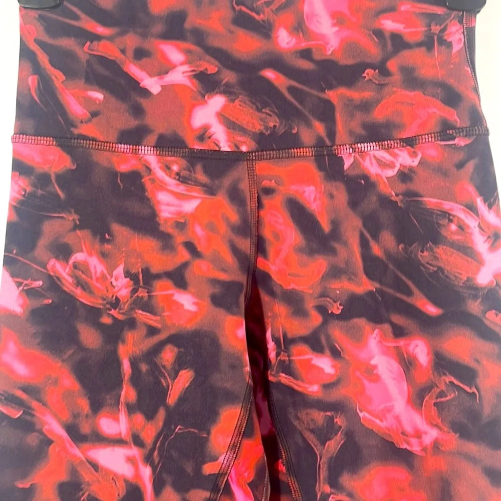 LULULEMON Size 4, Align Pants, Leggings, Black, Pink, Yoga, High Rise - Picture 6 of 7